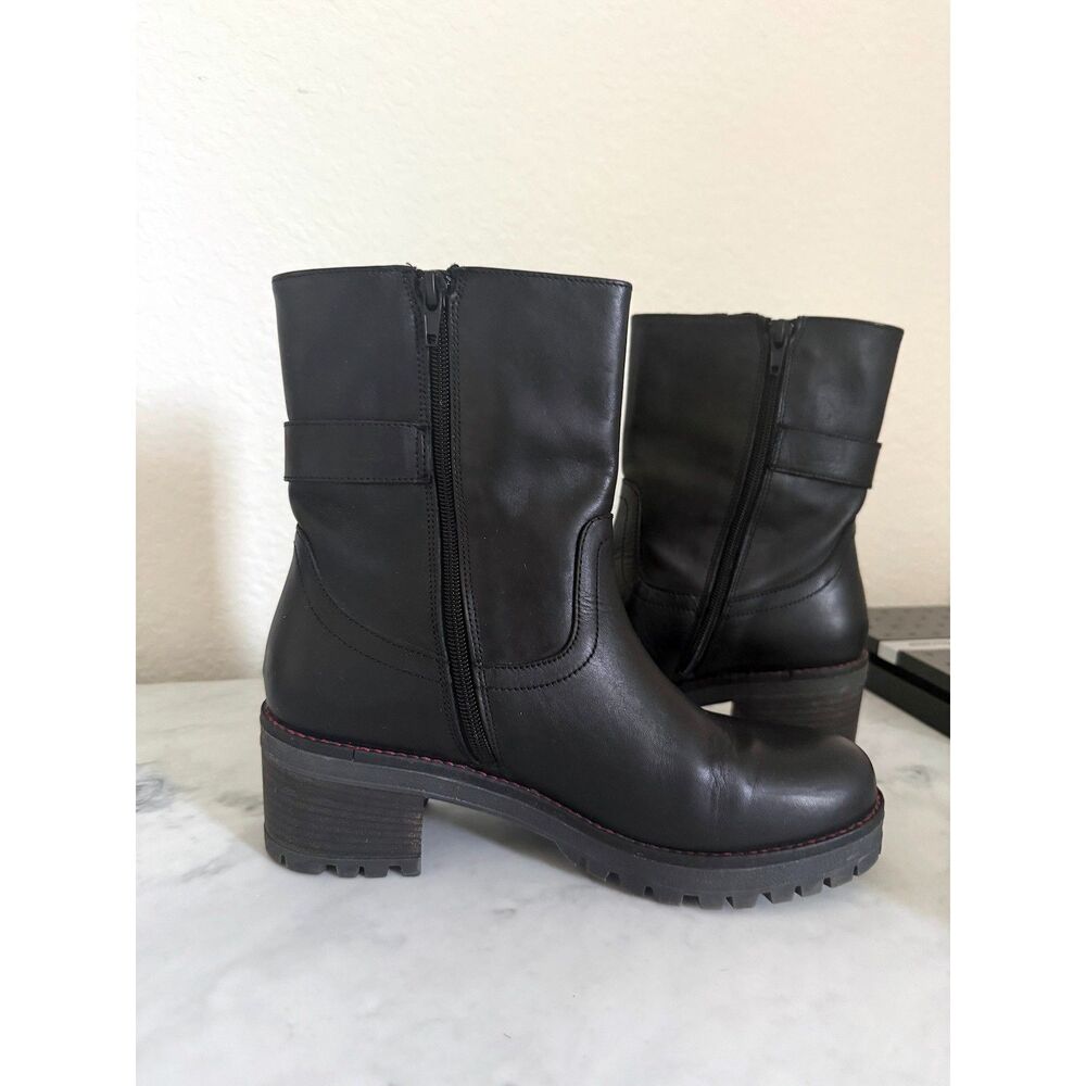 Coach and Four Leather Ankle Bootie Size 8 Buckle Side Zip Worn Once EUC - Picture 3 of 8